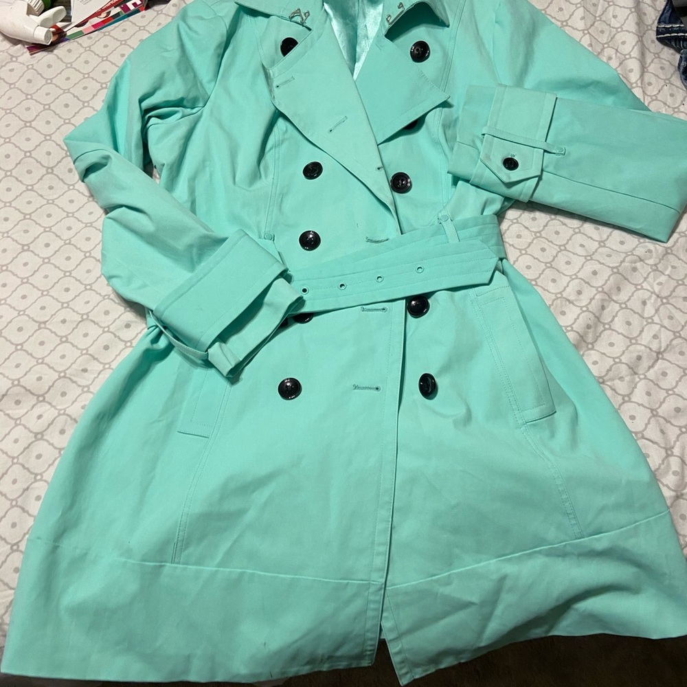 NWOT, New York & Co trench. Size xl
